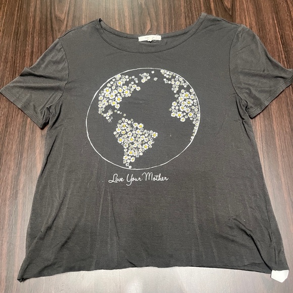 Maurices Tops - Maurices Charcoal Earth Graphic Tee